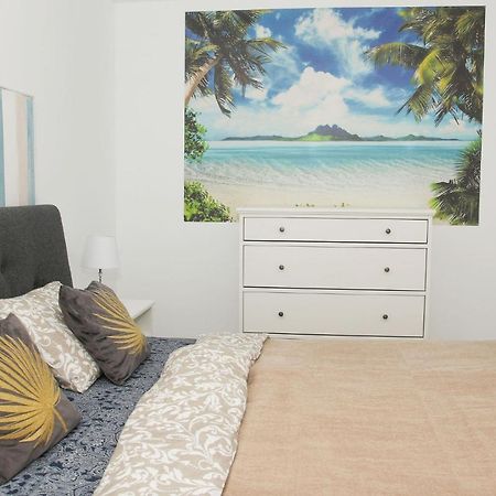 Family Apartment Walking Distance To The Sea And All Amenities Sitio de Calahonda Bagian luar foto