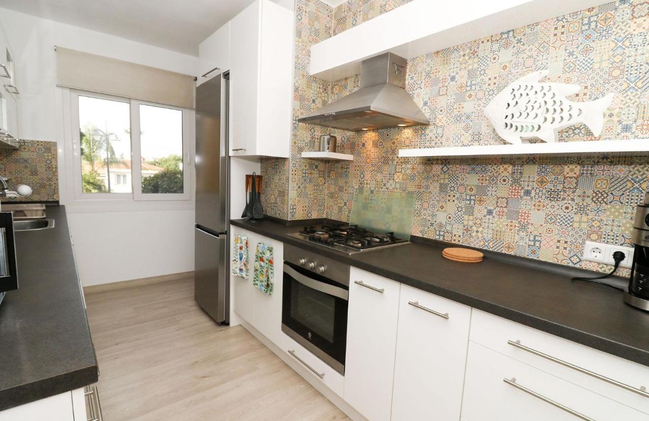 Family Apartment Walking Distance To The Sea And All Amenities Sitio de Calahonda Bagian luar foto
