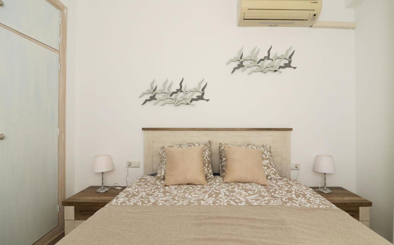 Family Apartment Walking Distance To The Sea And All Amenities Sitio de Calahonda Bagian luar foto