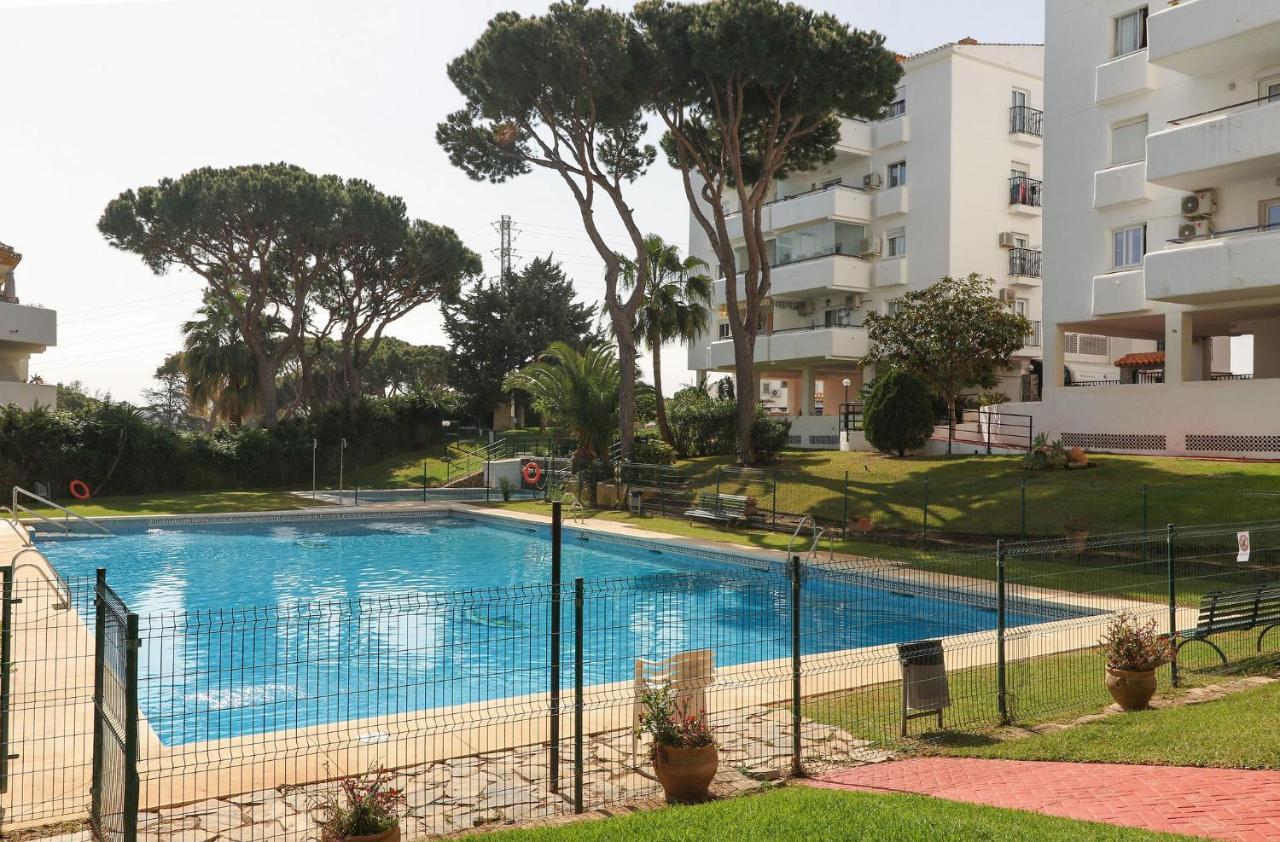 Family Apartment Walking Distance To The Sea And All Amenities Sitio de Calahonda Bagian luar foto