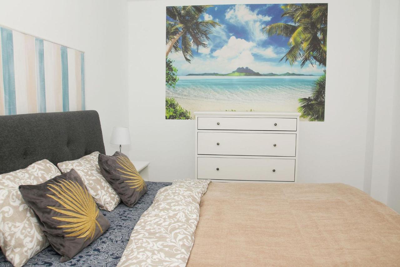 Family Apartment Walking Distance To The Sea And All Amenities Sitio de Calahonda Bagian luar foto